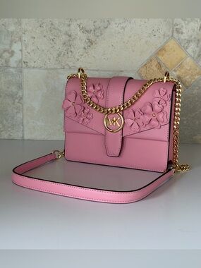 Michael Kors Greenwich SM Flap Shoulder Bag Carnation